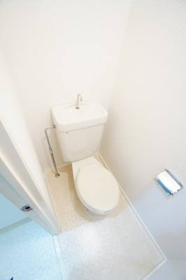【トイレ】 | シャインクロコ | ※同物件・同タイプの写真です。
