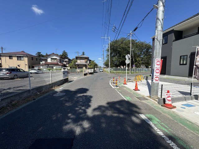 柏市南増尾８丁目新築戸建（南増尾４期）の前面道路含む現地写真|南西側前面道路
