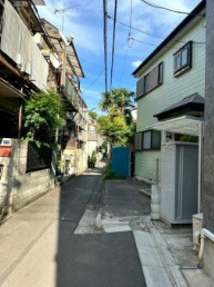 【前面道路含む現地写真】 | 墨田区東向島４丁目の戸建