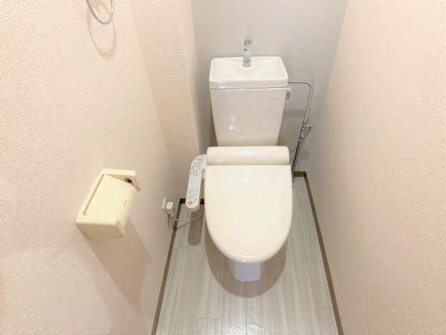 サンハイムホウゲツA棟のトイレ