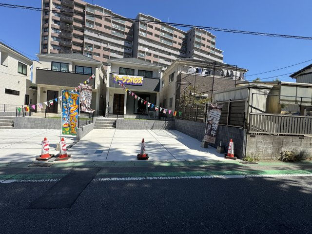 柏市南増尾８丁目新築戸建（南増尾４期）の駐車場|C号棟駐車スペース・並列2台駐車可