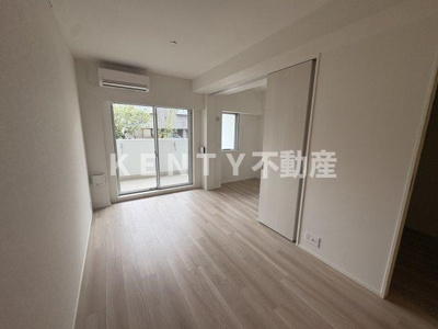 【居間・リビング】 | コンフォリア・リヴ大森西 | ゆったり過ごせる居間です