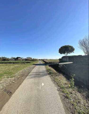 龍ケ崎市長沖町　約100坪土地の前面道路含む現地写真|前面道路写真