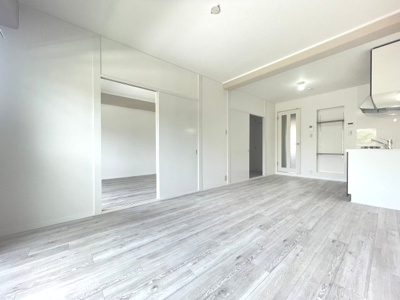 【居間・リビング】 | ヴィラみどり