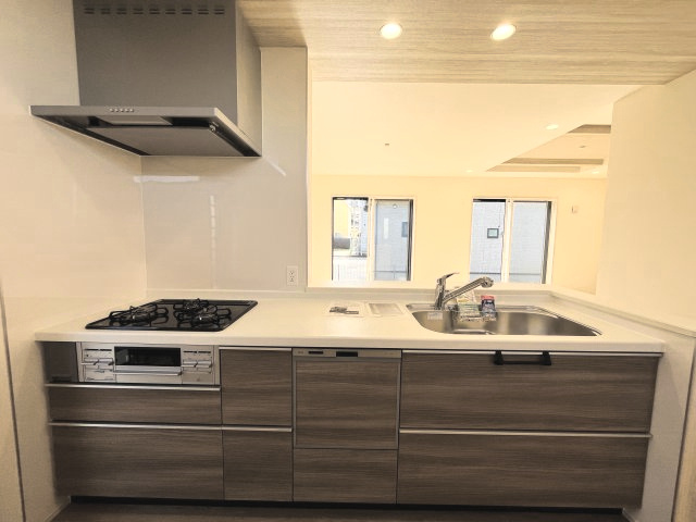 【キッチン】 | 本庄市下野堂　ブルーミングガーデン　新築戸建　全2棟　1号棟