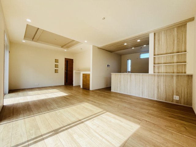 【居間・リビング】 | 本庄市下野堂　ブルーミングガーデン　新築戸建　全2棟　1号棟