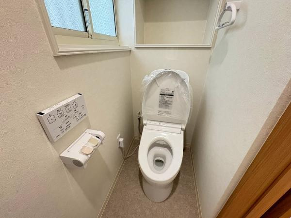 神戸市垂水区星陵台　中古一戸建　のトイレ