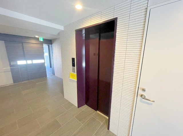 イルリッシュ西中島のエントランス