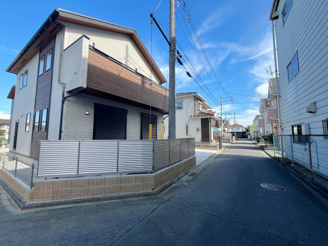 【前面道路含む現地写真】 | 本庄市下野堂　ブルーミングガーデン　新築戸建　全2棟　2号棟