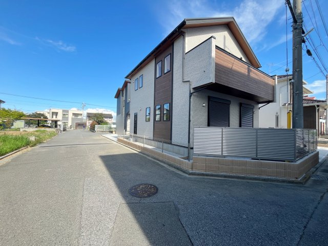 【前面道路含む現地写真】 | 本庄市下野堂　ブルーミングガーデン　新築戸建　全2棟　2号棟