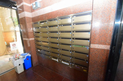 【ロビー】 | 新星布施ビル