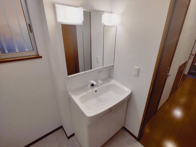 【独立洗面台】 | 川越市大仙波 | 忙しい朝に便利なシャワー付き洗面台