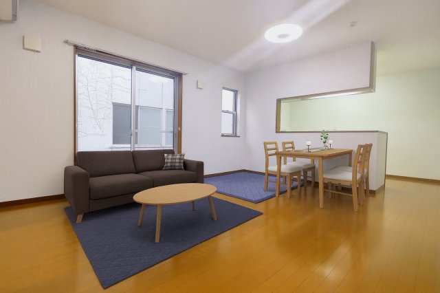 【居間・リビング】の画像