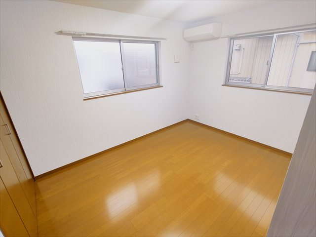 【寝室】の画像