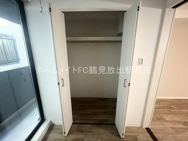 大阪市城東区東中浜８丁目の賃貸マンションの収納