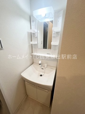大阪市城東区東中浜８丁目の賃貸マンションの独立洗面台