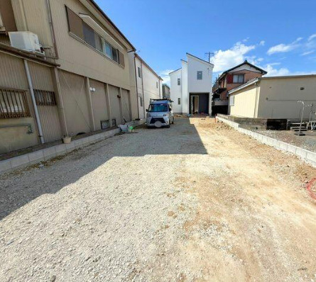 売新築戸建　中央区萩丘三丁目の前面道路含む現地写真