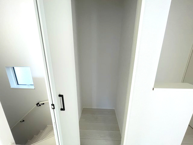 佐伯区五日市中央2丁目　№35869のその他|2階　廊下収納