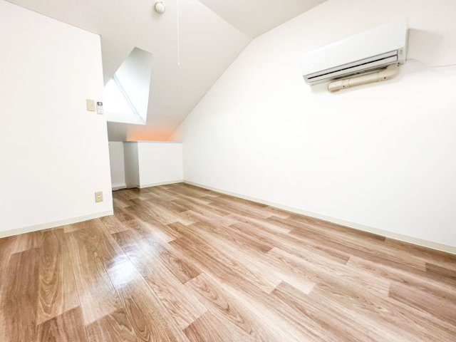 エクラ東住吉Ⅱの洋室