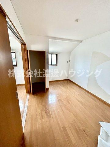 吹田市千里山西３丁目のテラスの内装