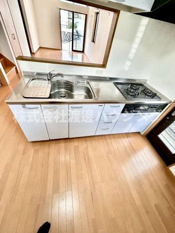 吹田市千里山西３丁目のテラスのキッチン