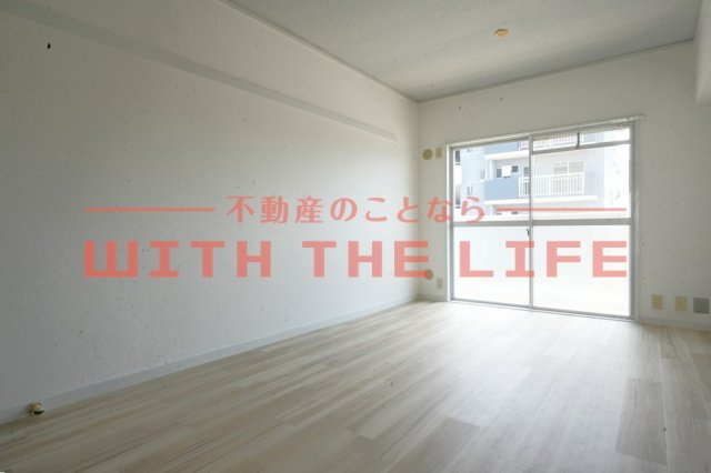 サルヴァトーレ小森野【10,000円キャッシュバック対象物件】の居間・リビング|ゆったり過ごせるリビングです