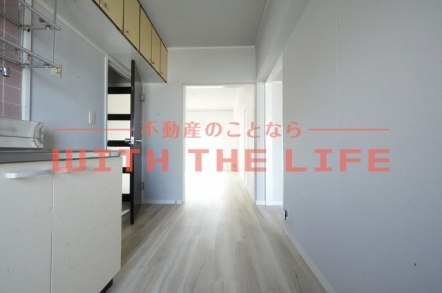 サルヴァトーレ小森野【10,000円キャッシュバック対象物件】の内装|内装は落ち着いています