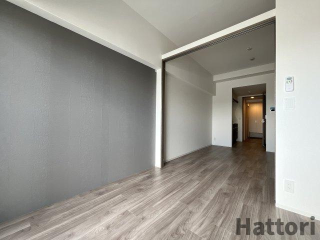 ArtizA緑地公園　仲介手数料無料の居間・リビング