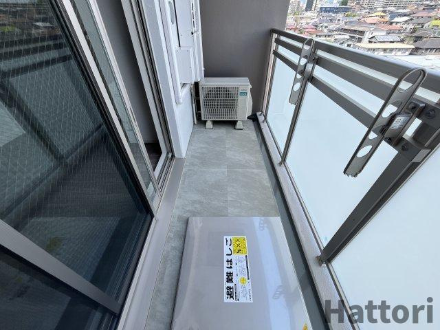 ArtizA緑地公園　仲介手数料無料のバルコニー