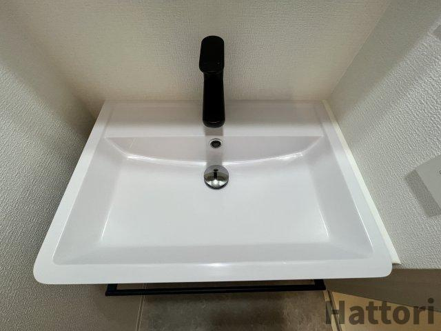 ArtizA緑地公園　仲介手数料無料の独立洗面台