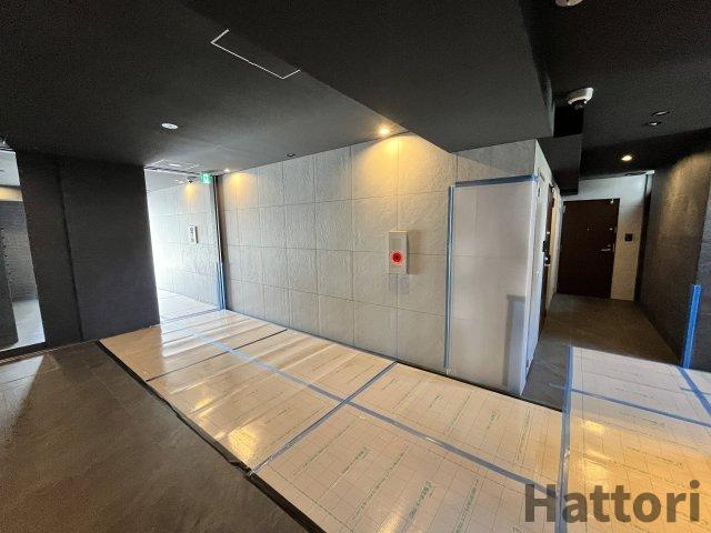 ArtizA緑地公園　仲介手数料無料のロビー