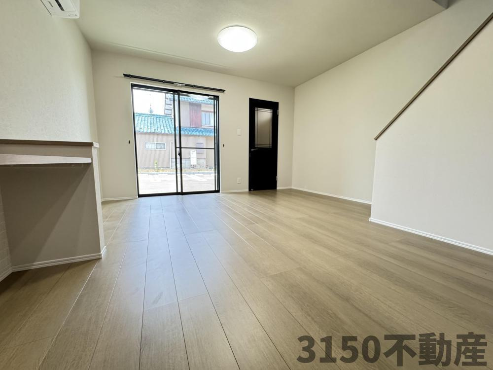 ヴィラフロンティア東鶉Aの居間・リビング