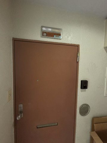 ベルハイム東長崎のエントランス