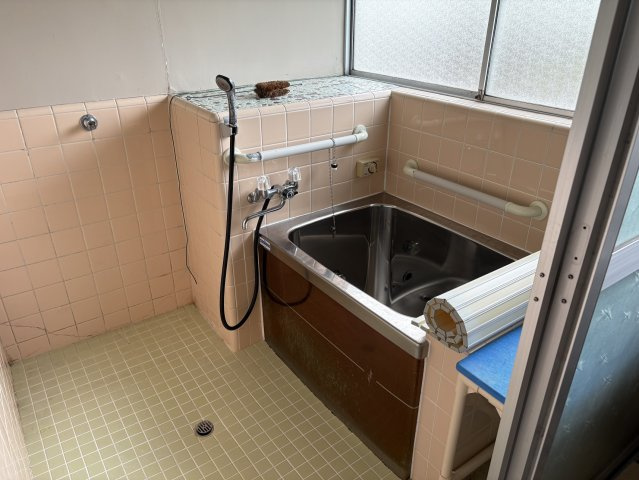 中郷町日棚字重殿 中古一戸建ての浴室