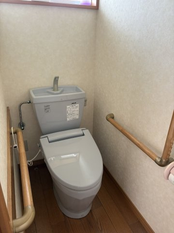 中郷町日棚字重殿 中古一戸建てのトイレ