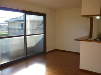 【居間・リビング】 | アンバサダーヒルズ　Ｃ