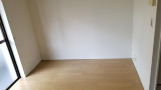  | リバーサイドハイツ