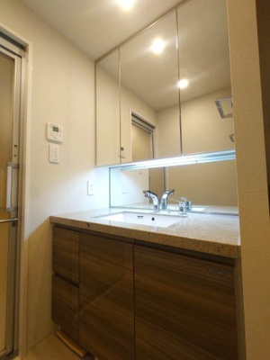 【独立洗面台】 | オープンレジデンシア八幡山ステーションサイド