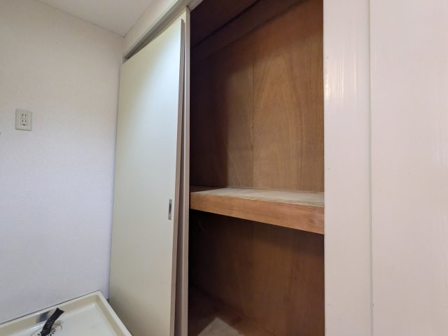 ワイケービー桜台の収納