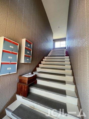 コーポひまわりのエントランス