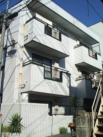 カーササカモト２の外観|２路線３駅利用可☆