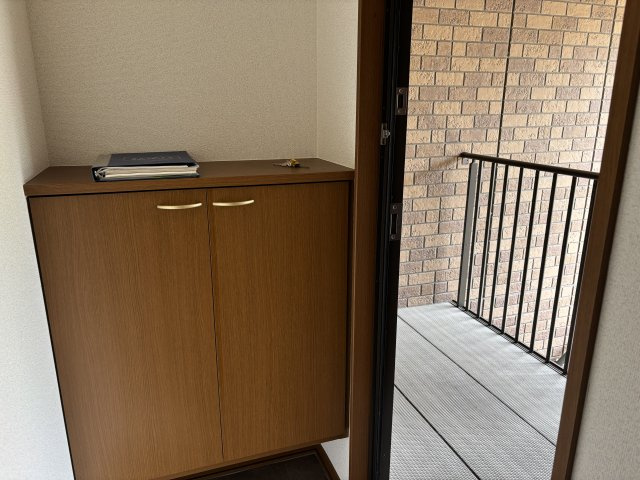 ピュアライフ　Ｂ棟の収納|下駄箱も付いています！！