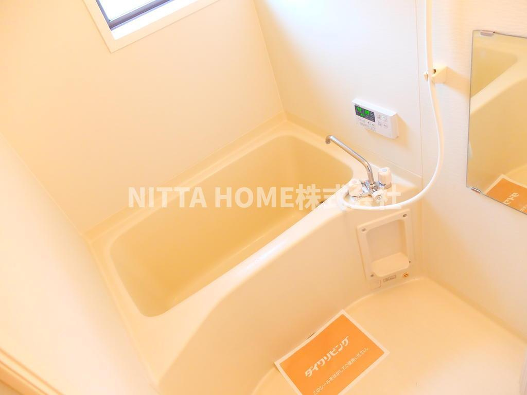 ピュアライフ　Ｂ棟の浴室|【同タイプ物件写真】追炊き付のお風呂は嬉しいですね☆