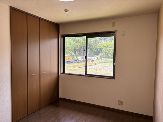 ピュアライフ　Ｂ棟の内装|洋室のお部屋は6帖★