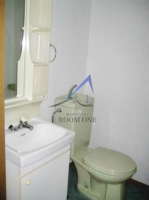 ソレイユ・ドゥの洗面所|独立洗面台です。