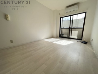 アシストスクウェア1の居間