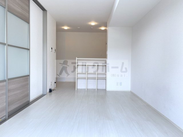 ブリーゼ久宝寺B棟の居間・リビング