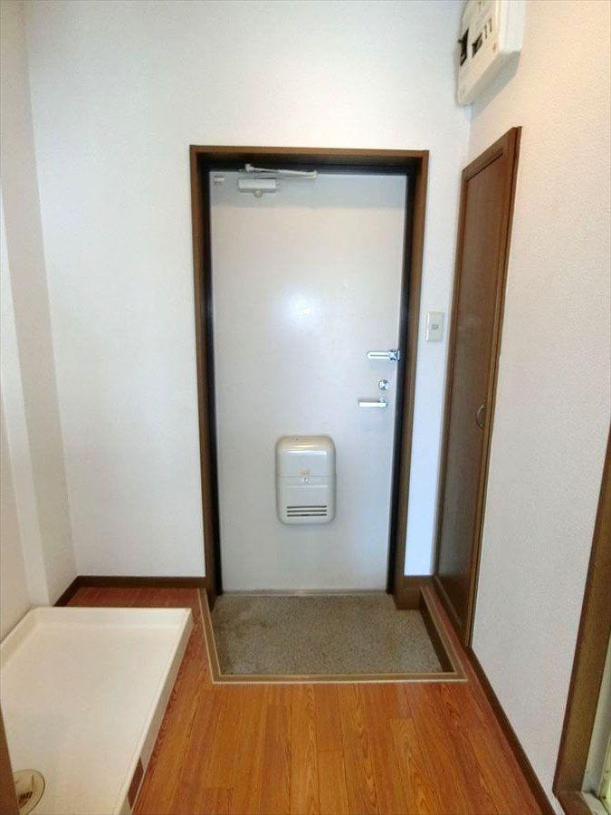サンアップビルの玄関