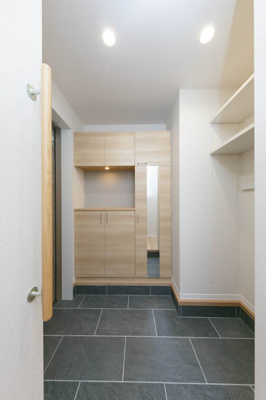 【玄関】 | シャーメゾンワイズベル