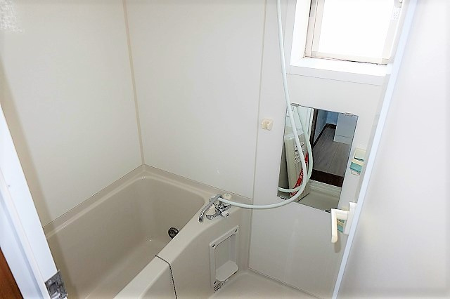 ルミエールコートⅡの浴室